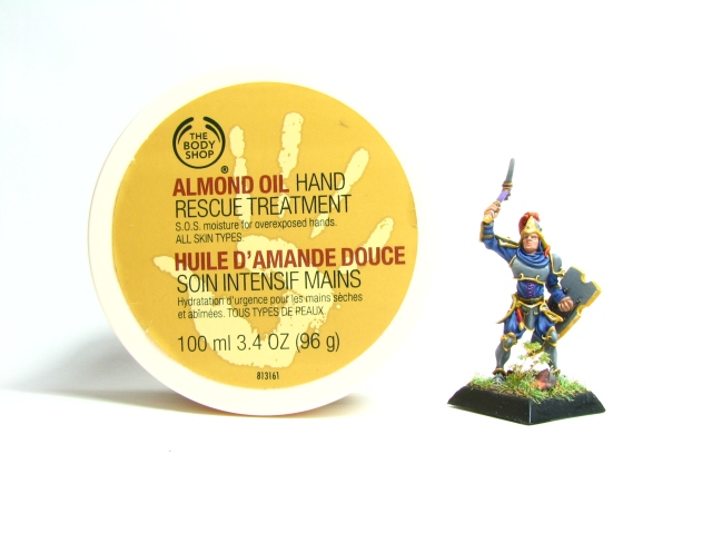 The Body Shop Almond Oil Hand Rescue Treatment - and Hilarion